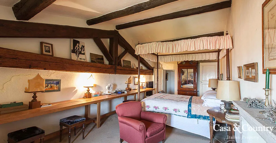 6 bed  For Sale in Florence,  - photo 14