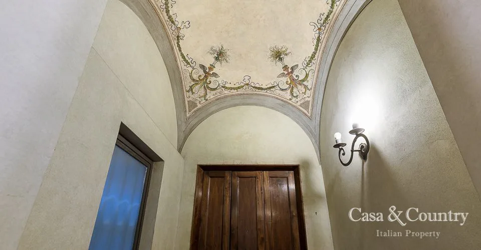 2 bed  For Sale in Central Florence,  - photo 8