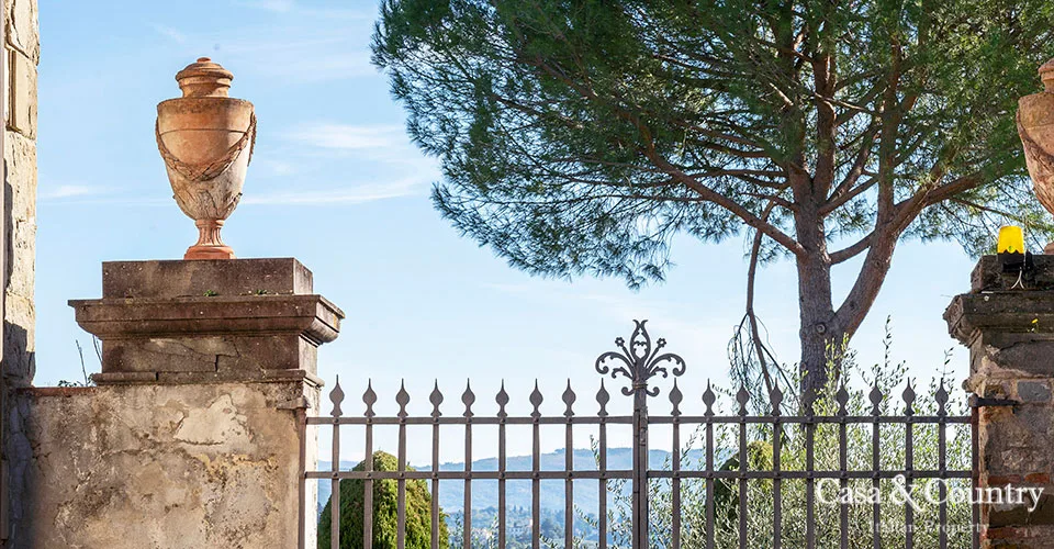 7 bed  For Sale in Florence,  - photo 34
