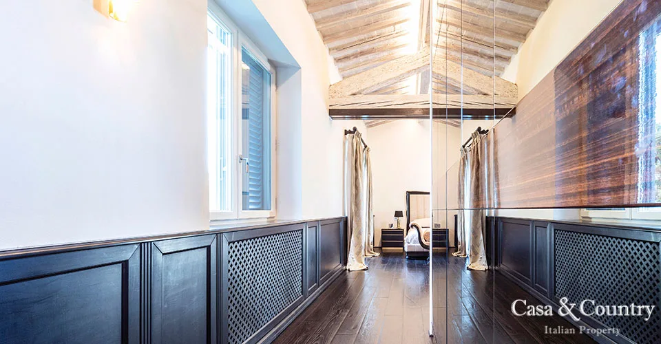 7 bed  For Sale in Florence,  - photo 28