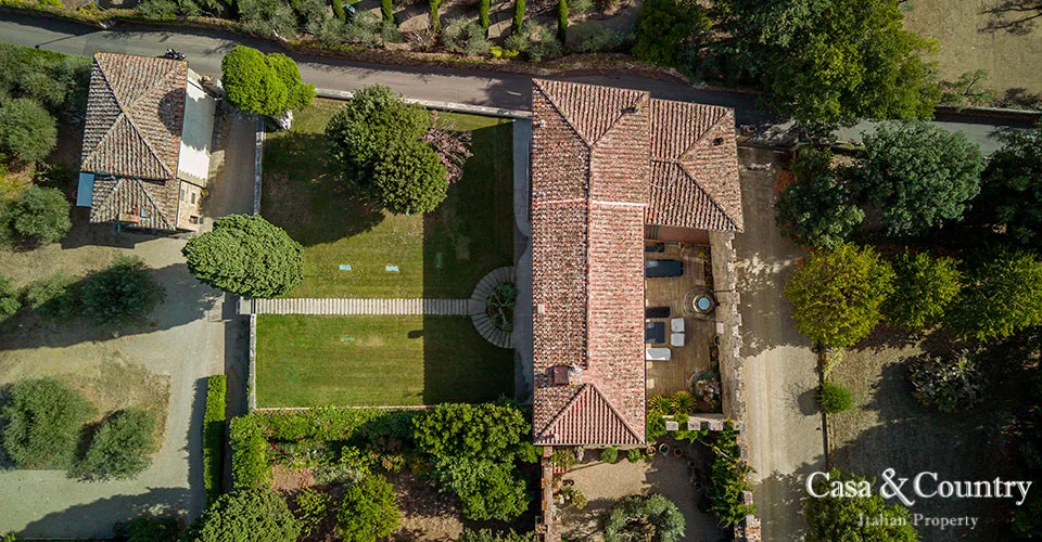 7 bed  For Sale in Florence,  - photo 11