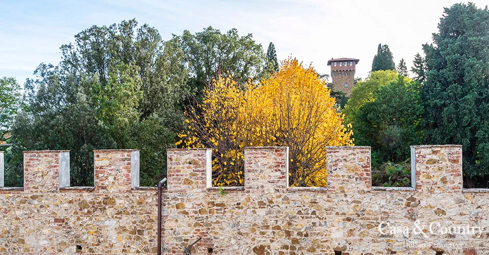 7 bed  For Sale in Florence,  - photo 13