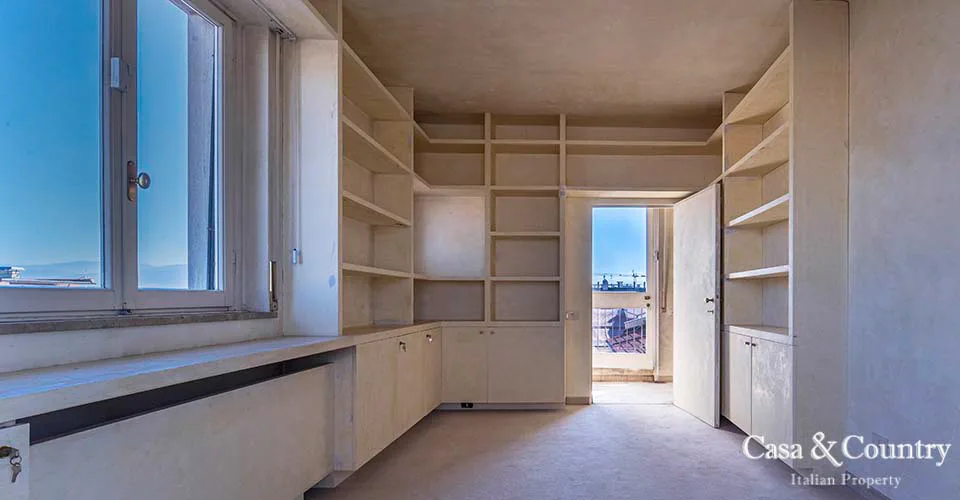 5 bed  For Sale in Florence,  - photo 17
