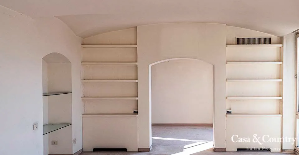 5 bed  For Sale in Florence,  - photo 15