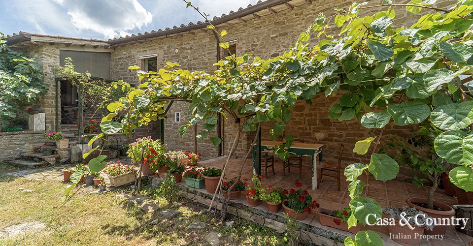 6 bed  For Sale in Umbria,  - photo 17