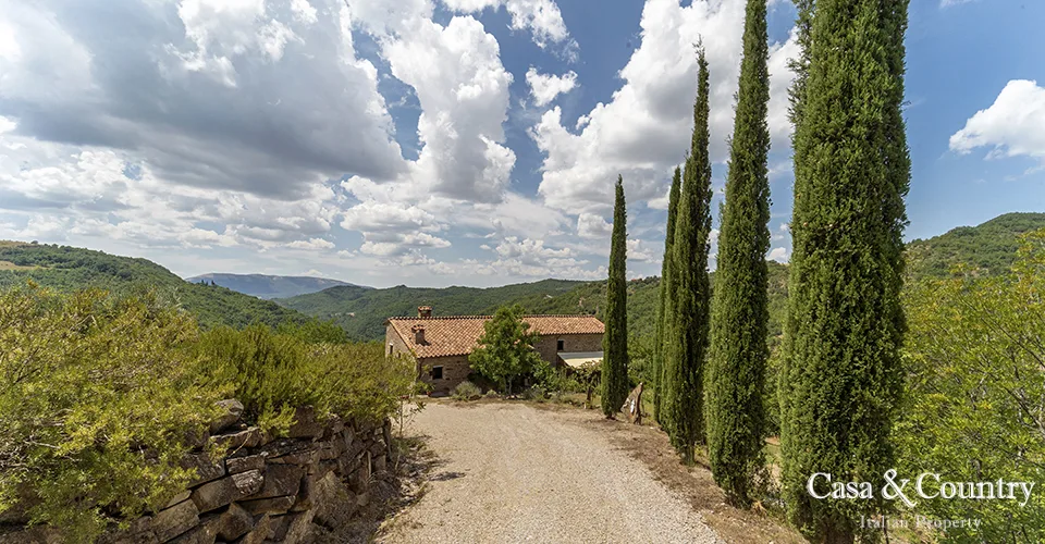 6 bed  For Sale in Umbria,  - photo 11