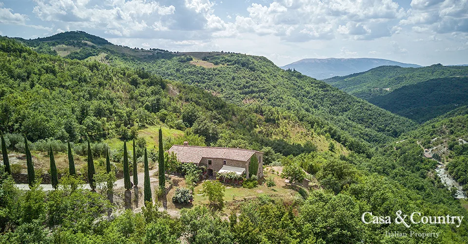 6 bed  For Sale in Umbria,  - 6