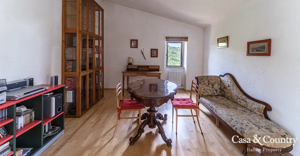 6 bed  For Sale in Umbria,  - photo 31
