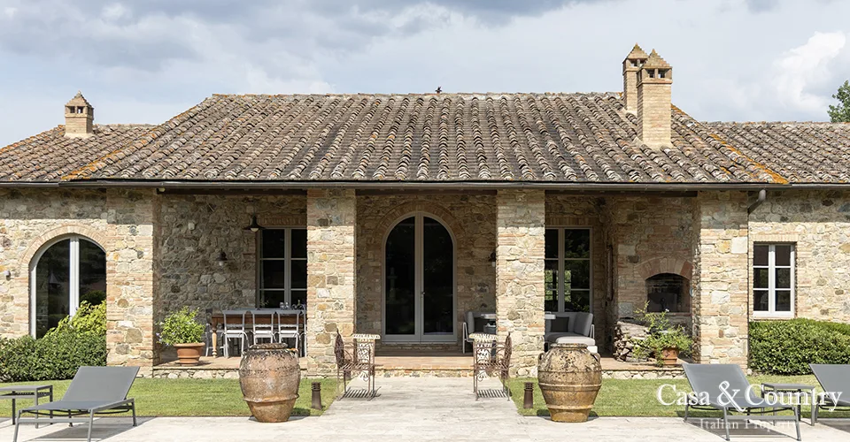 3 bed  For Sale in Casole D'elsa,  - 2