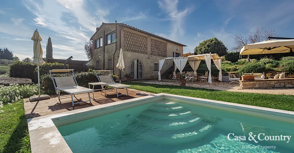 2 bed  For Sale in San Gimignano,  - 1
