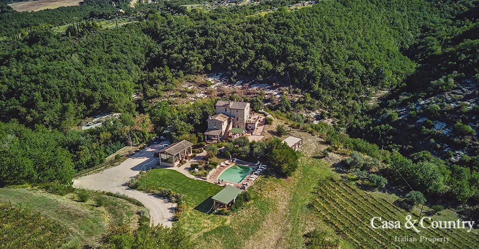 15 bed  For Sale in Umbria,  - photo 7