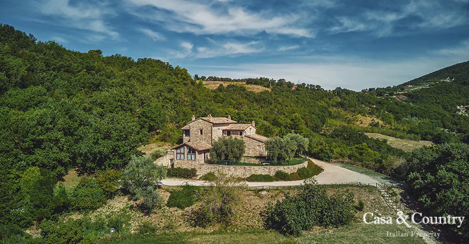 15 bed  For Sale in Umbria,  - 5