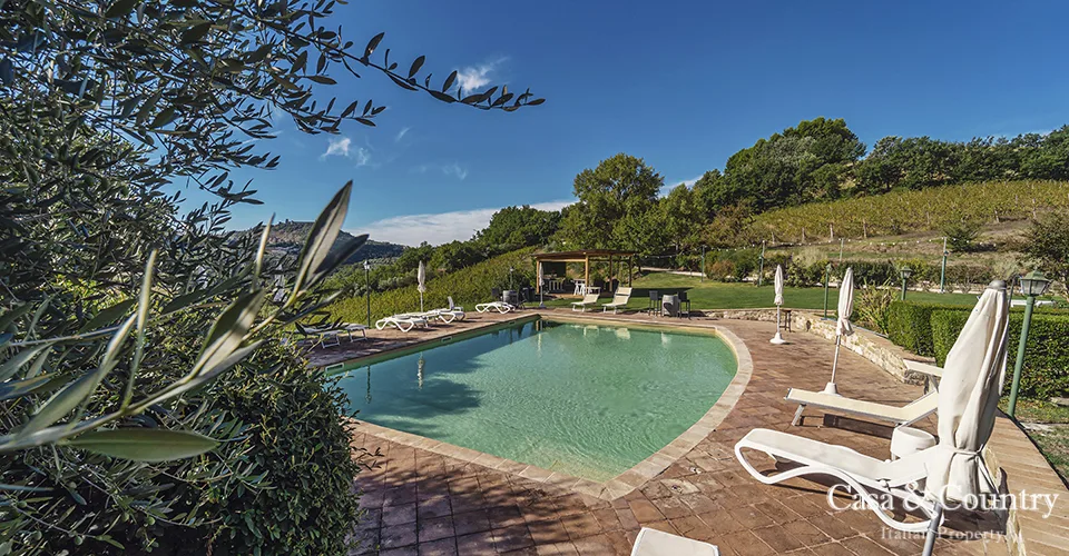 15 bed  For Sale in Umbria,  - photo 11