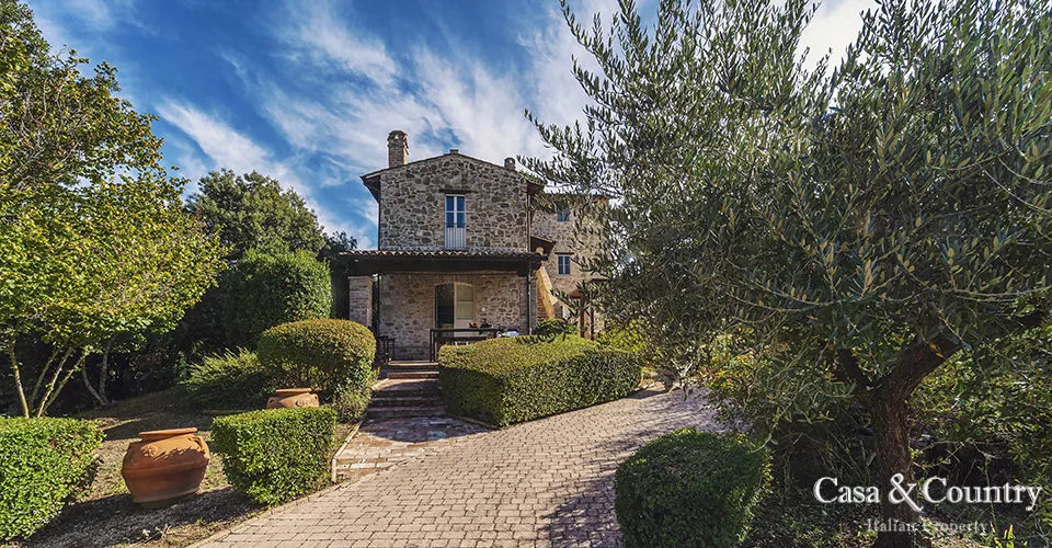 15 bed  For Sale in Umbria,  - photo 12