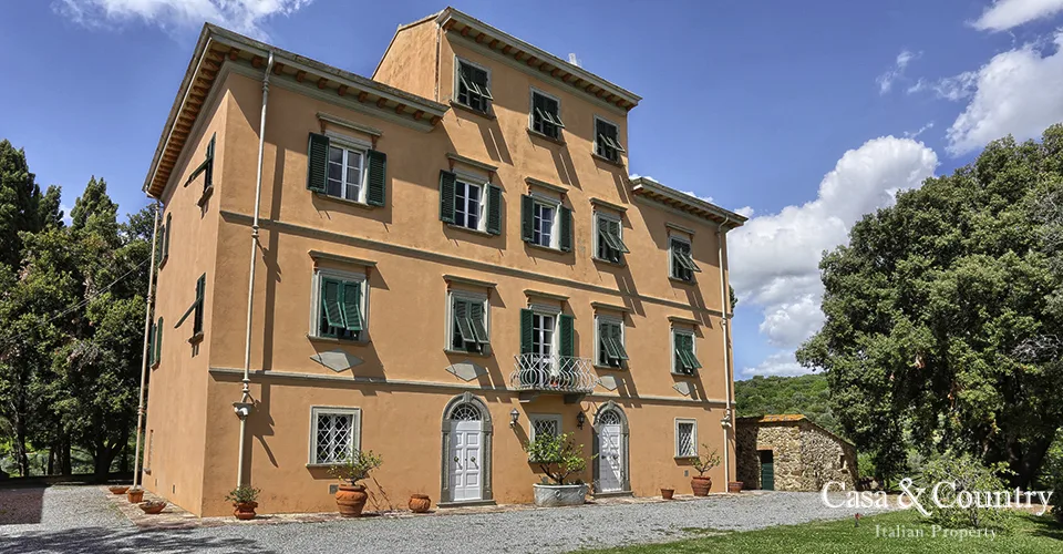 7 bed  For Sale in San Vincenzo, Tuscan Coast,  - 3