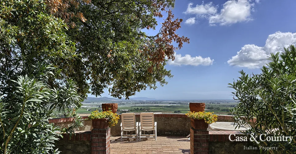 7 bed  For Sale in San Vincenzo, Tuscan Coast,  - photo 8