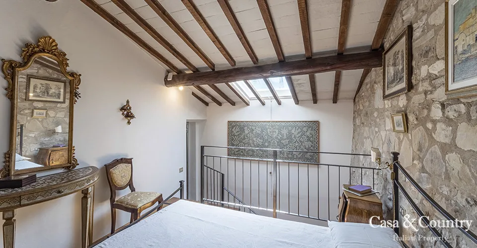 10 bed  For Sale in Florence,  - photo 36