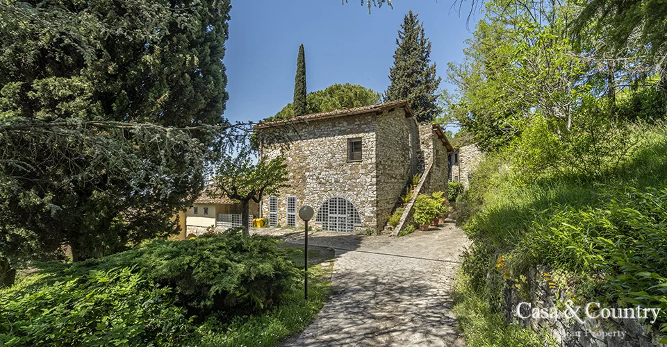 10 bed  For Sale in Florence,  - photo 8