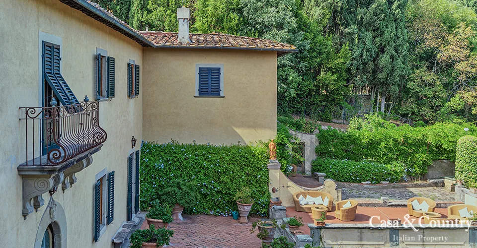 9 bed  For Sale in Florence,  - 6