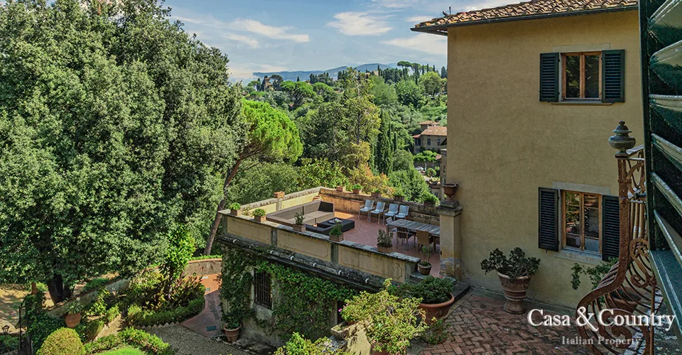 9 bed  For Sale in Florence,  - 4