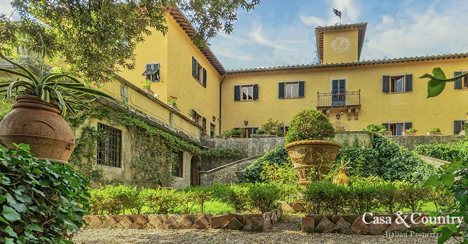 3 bed  For Sale in Florence,  - 2