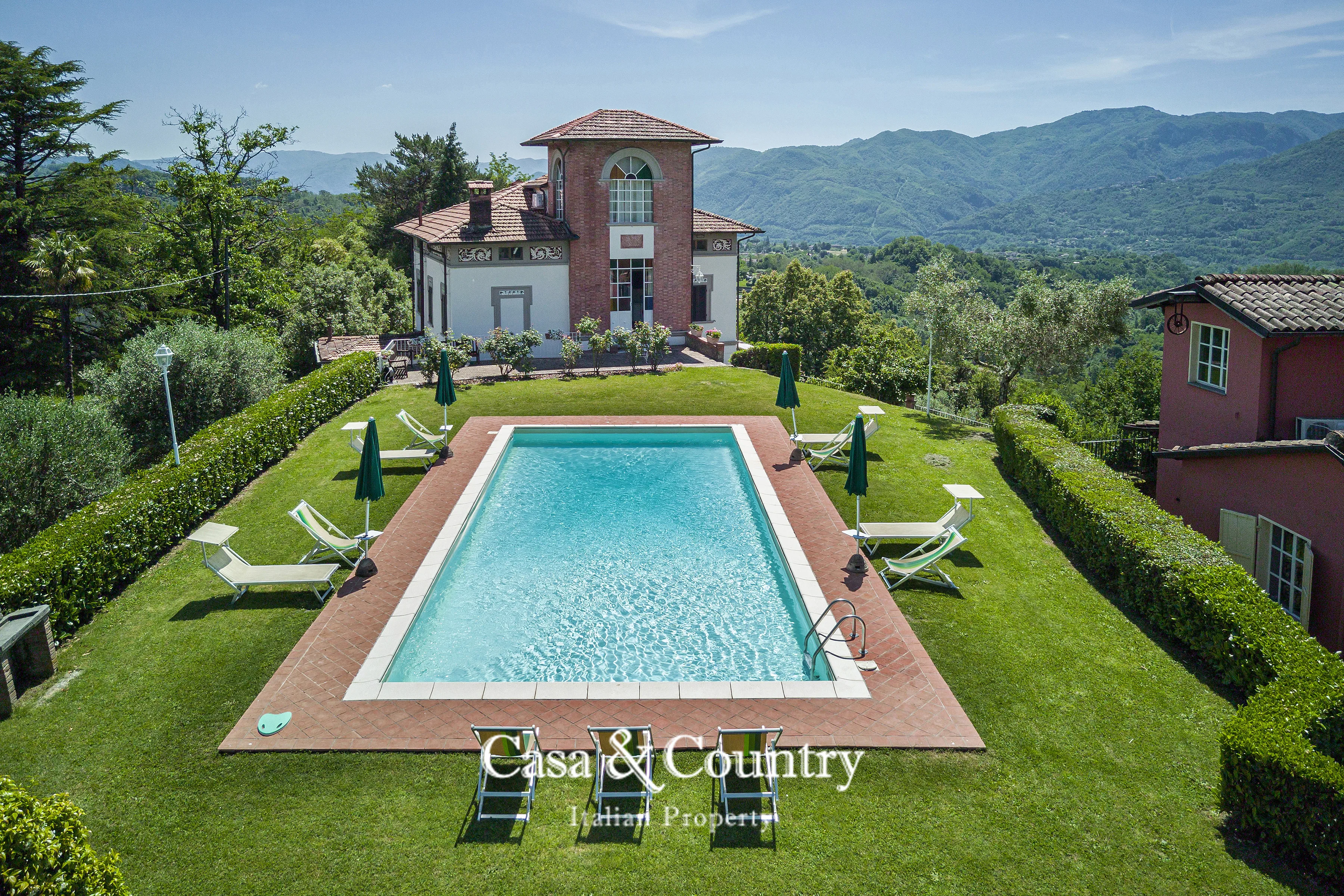 5 bed  For Sale in Lucca,  - photo 12