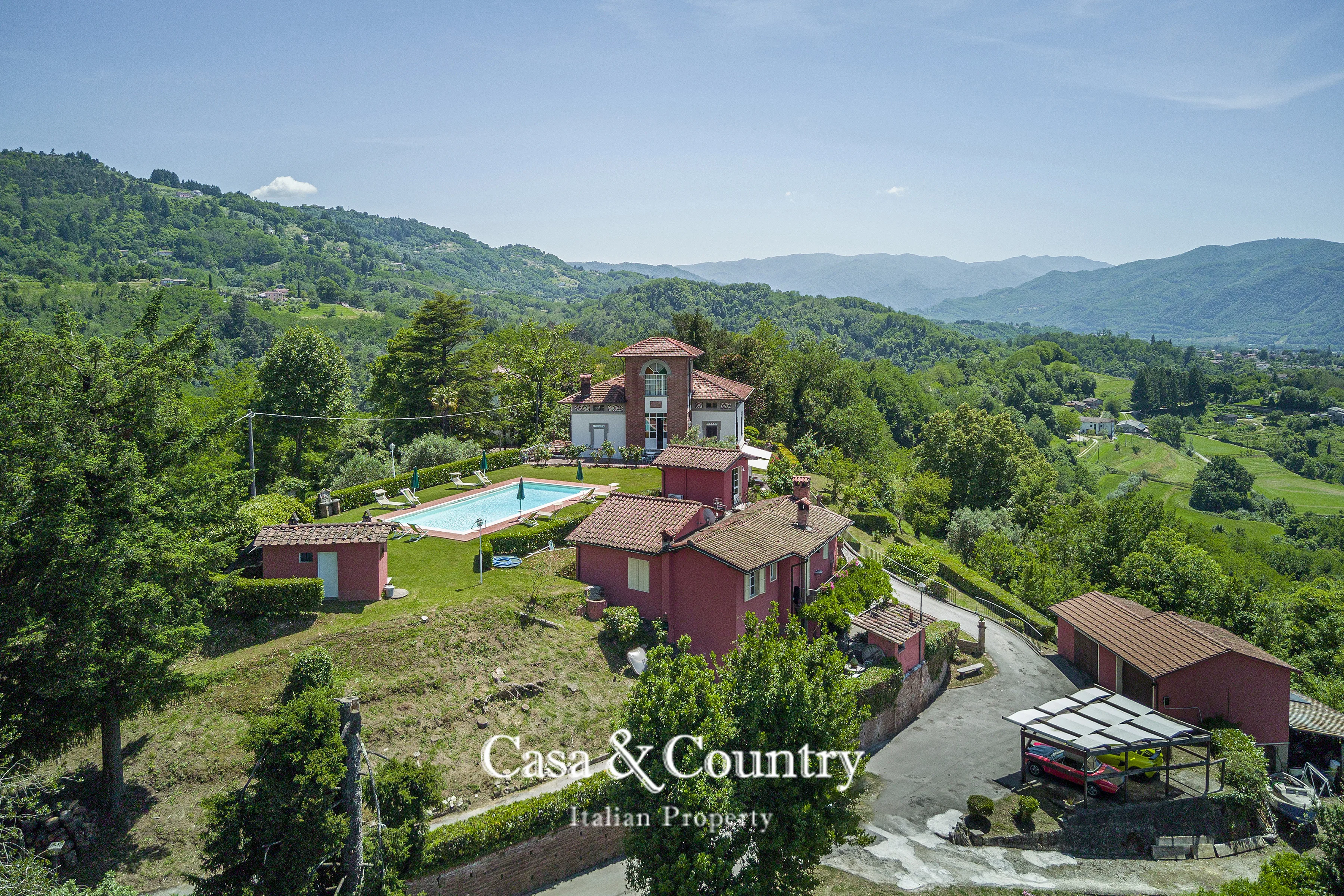 5 bed  For Sale in Lucca,  - photo 11