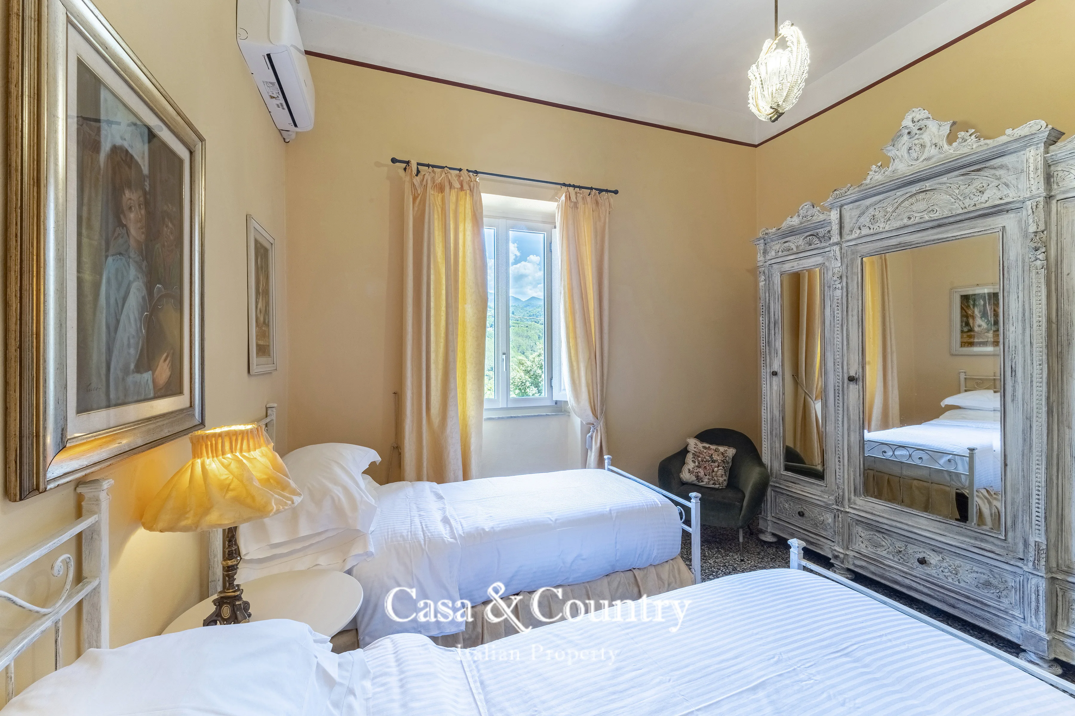 5 bed  For Sale in Lucca,  - photo 25