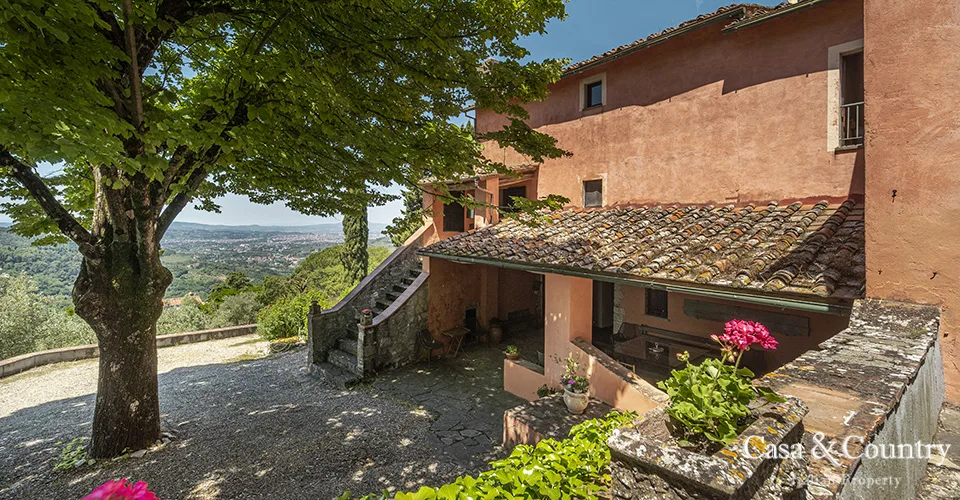 5 bed  For Sale in Florence,  - 4