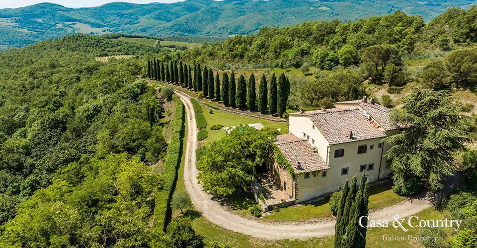 6 bed  For Sale in Chianti Classico,  - 6