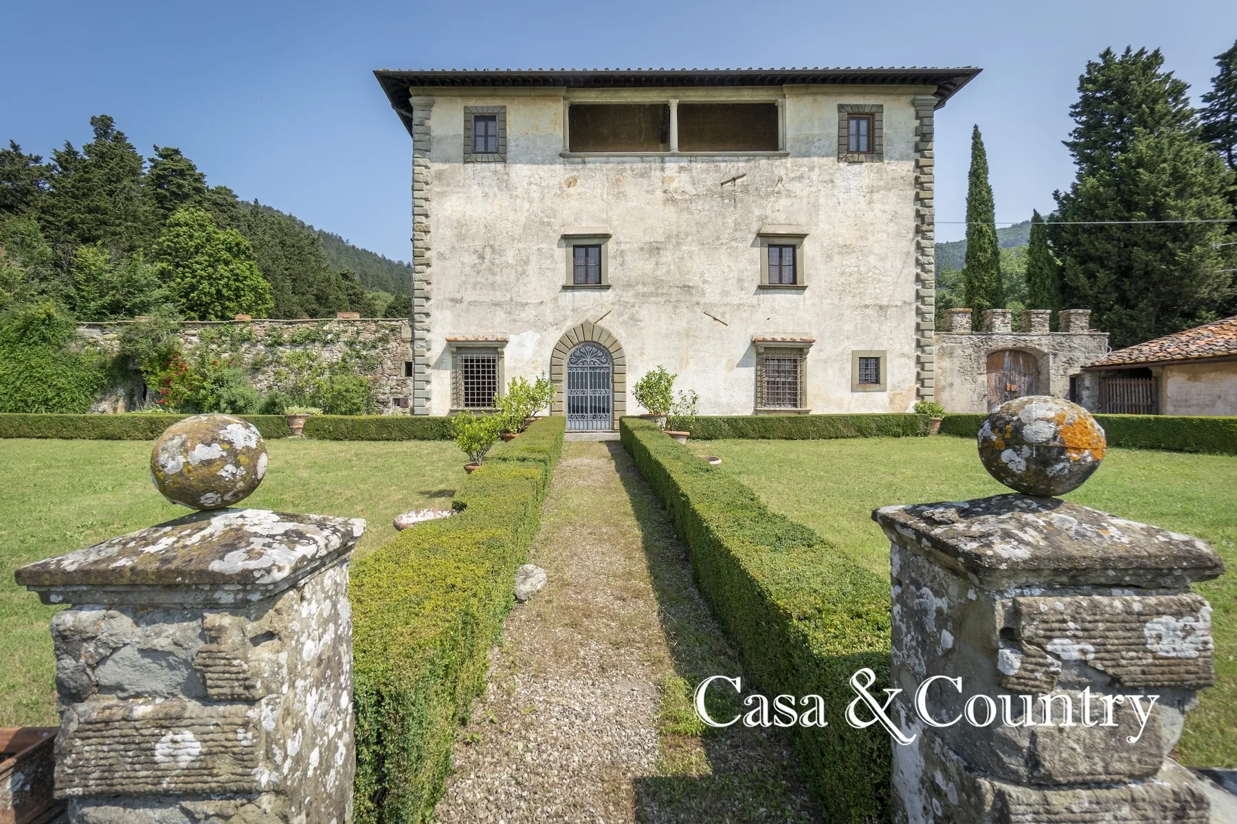 11 bed  For Sale in Florence,  - photo 5