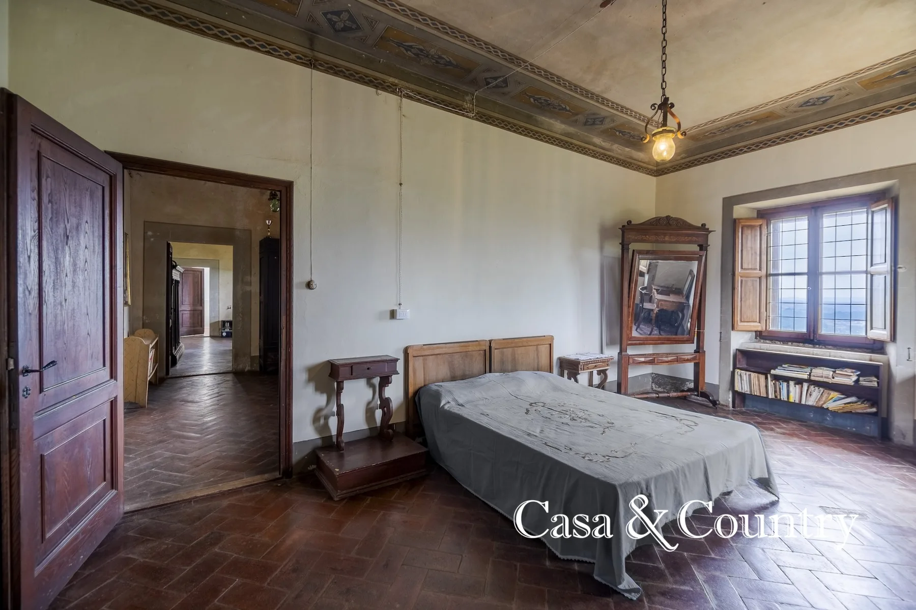 11 bed  For Sale in Florence,  - photo 10