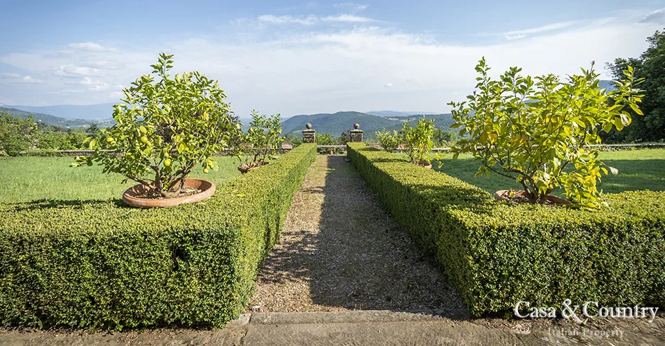 11 bed  For Sale in Florence,  - photo 7