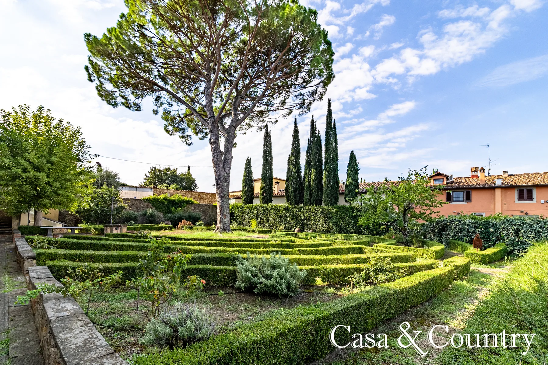 5 bed  For Sale in Florence,  - photo 39