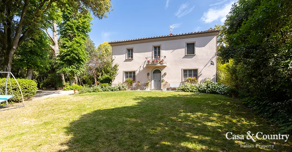 4 bed  For Sale in Foiano Della Chiana,  - photo 2