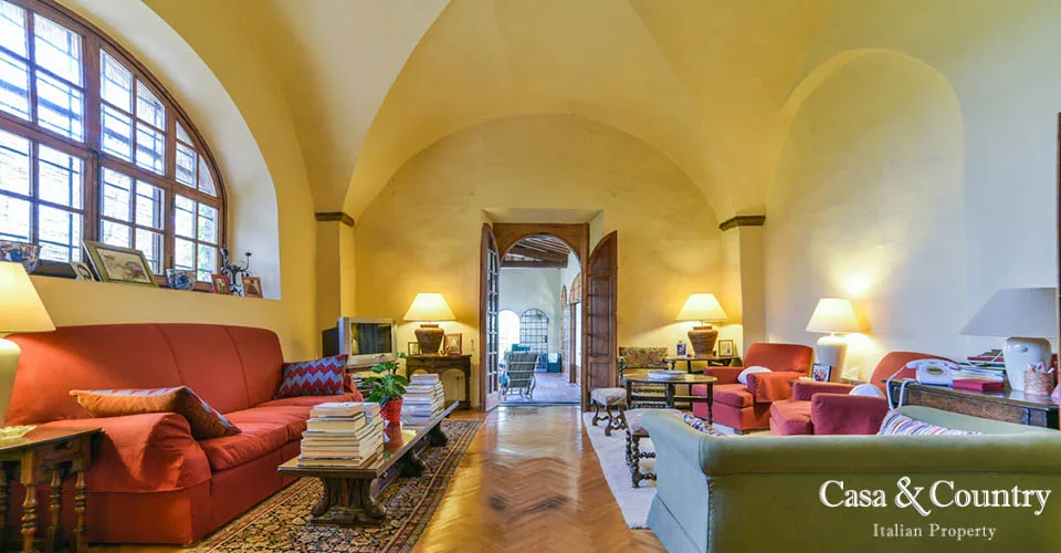 7 bed  For Sale in Florence,  - photo 21