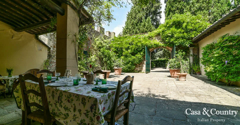 7 bed  For Sale in Florence,  - photo 16