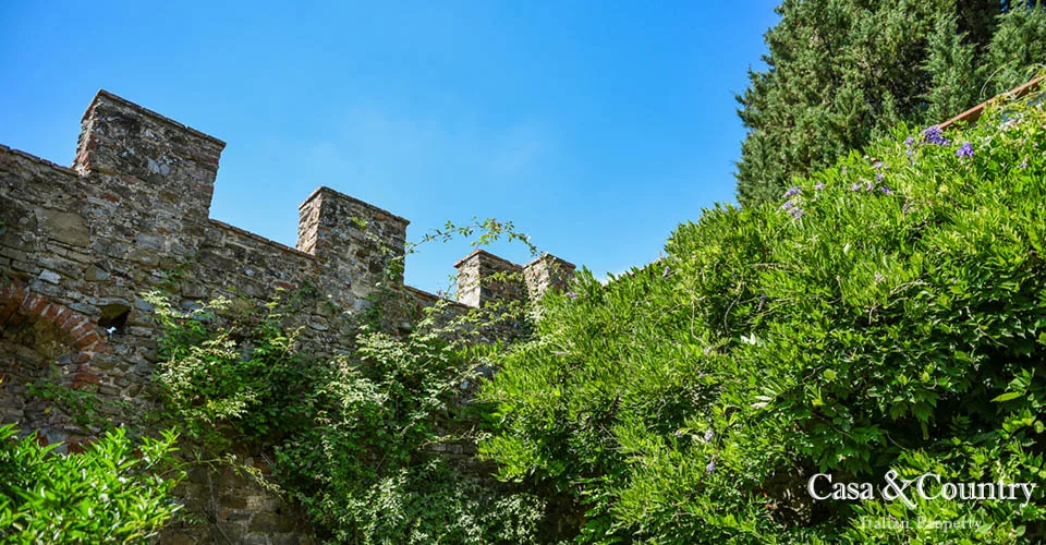7 bed  For Sale in Florence,  - photo 6