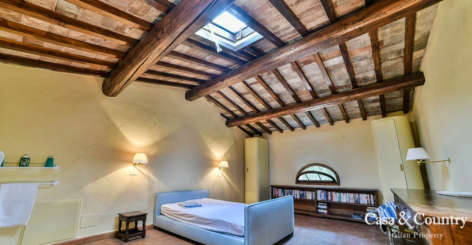 7 bed  For Sale in Florence,  - photo 45
