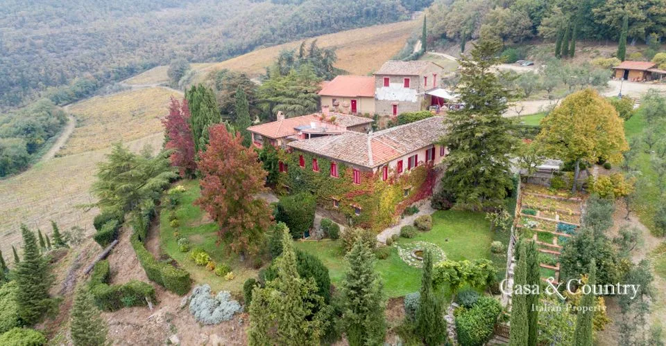 6 bed  For Sale in Chianti Classico,  - 2