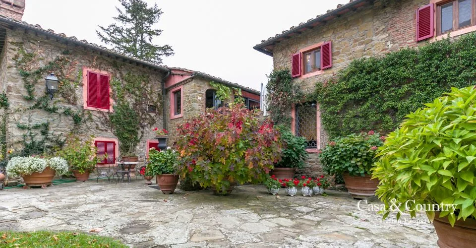 6 bed  For Sale in Chianti Classico,  - 4