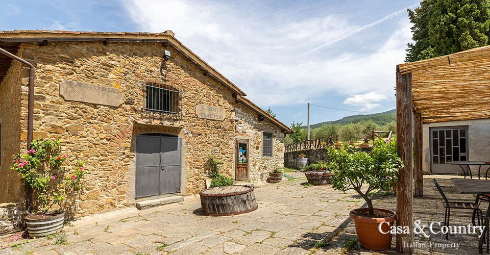 13 bed  For Sale in Florence,  - photo 27