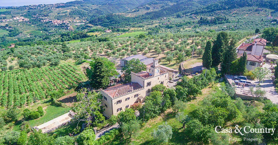 13 bed  For Sale in Florence,  - photo 8