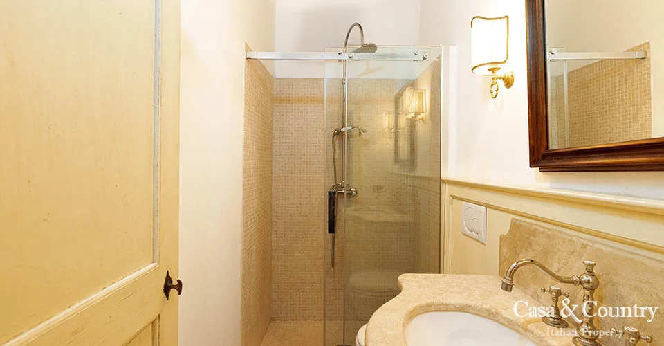 4 bed  For Sale in Val D' Arno - South Florence,  - photo 20