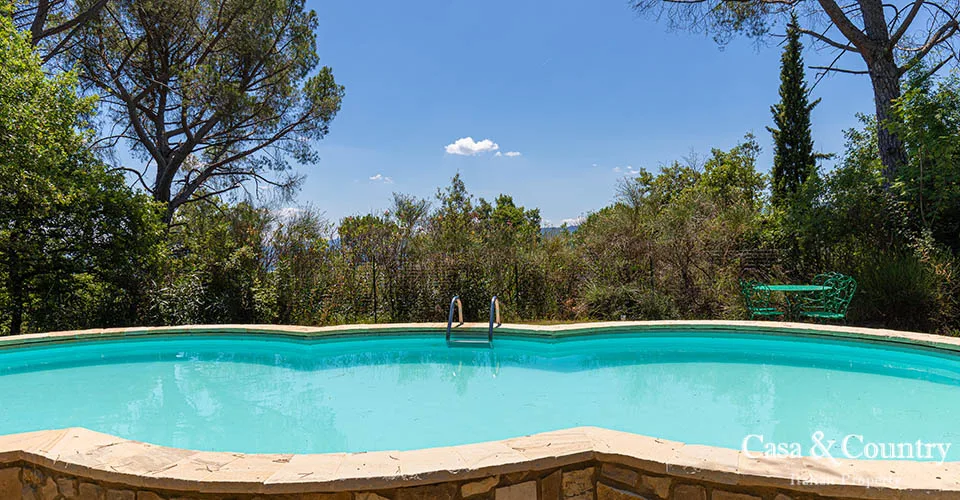 4 bed  For Sale in Val D' Arno - South Florence,  - 5