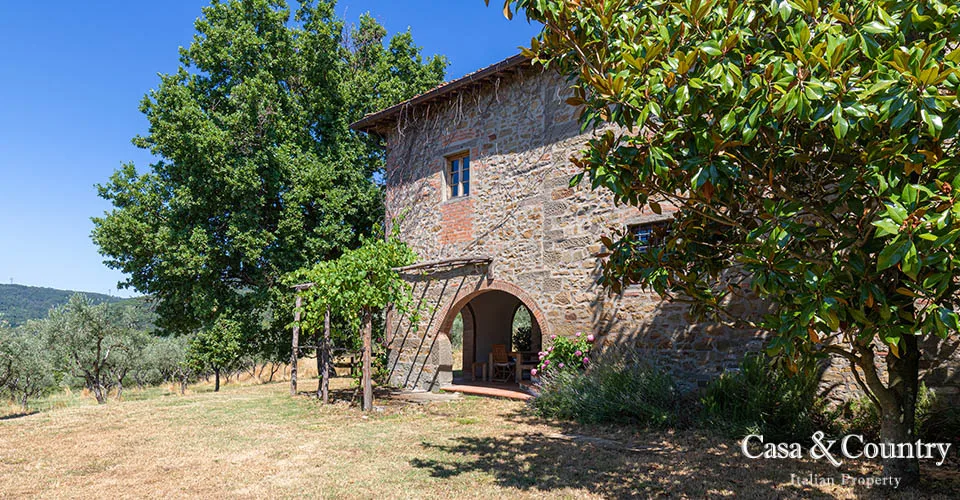 4 bed  For Sale in Val D' Arno - South Florence,  - 2