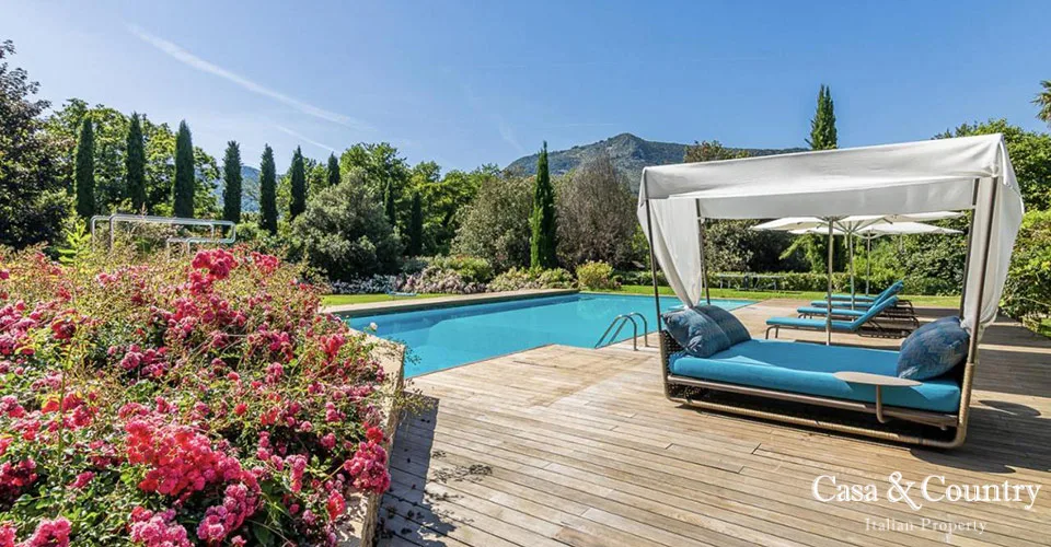 11 bed  For Sale in Lucca,  - photo 14