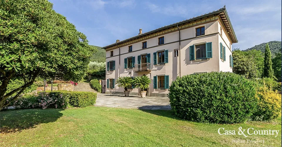 11 bed  For Sale in Lucca,  - 3