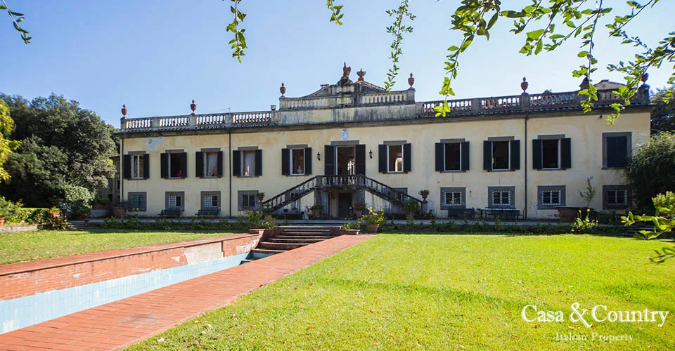 9 bed  For Sale in Lucca,  - photo 7