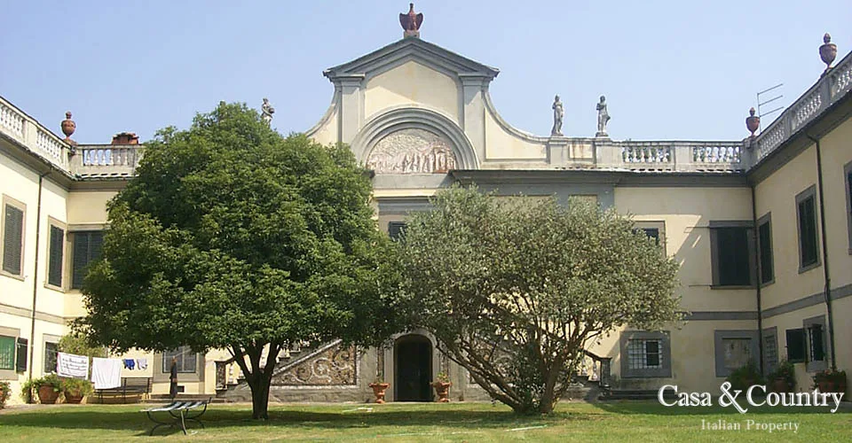 9 bed  For Sale in Lucca,  - photo 12